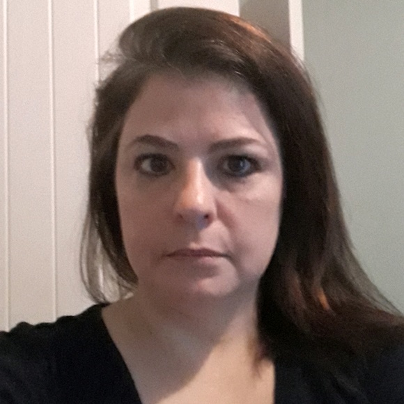 Meet your Posher, Mindy - Picture 1 of 1